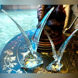 Bird/seagull glass or crystal art sculptures (2)